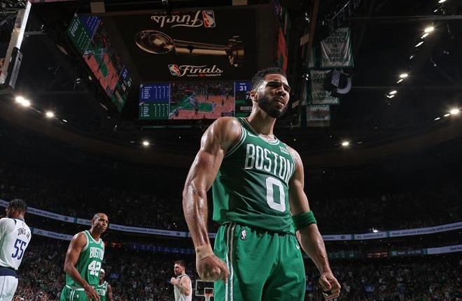 强调了他作 强调了他作