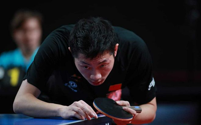 持着平稳快 持着平稳快