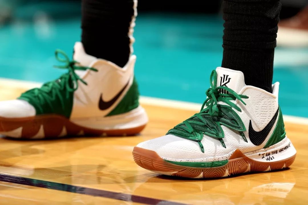 完成本季的 完成本季的