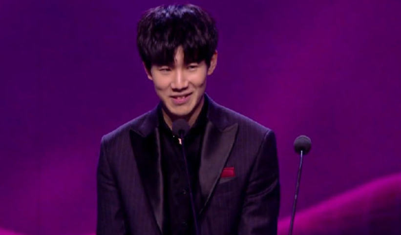 只要巩固定 只要巩固定